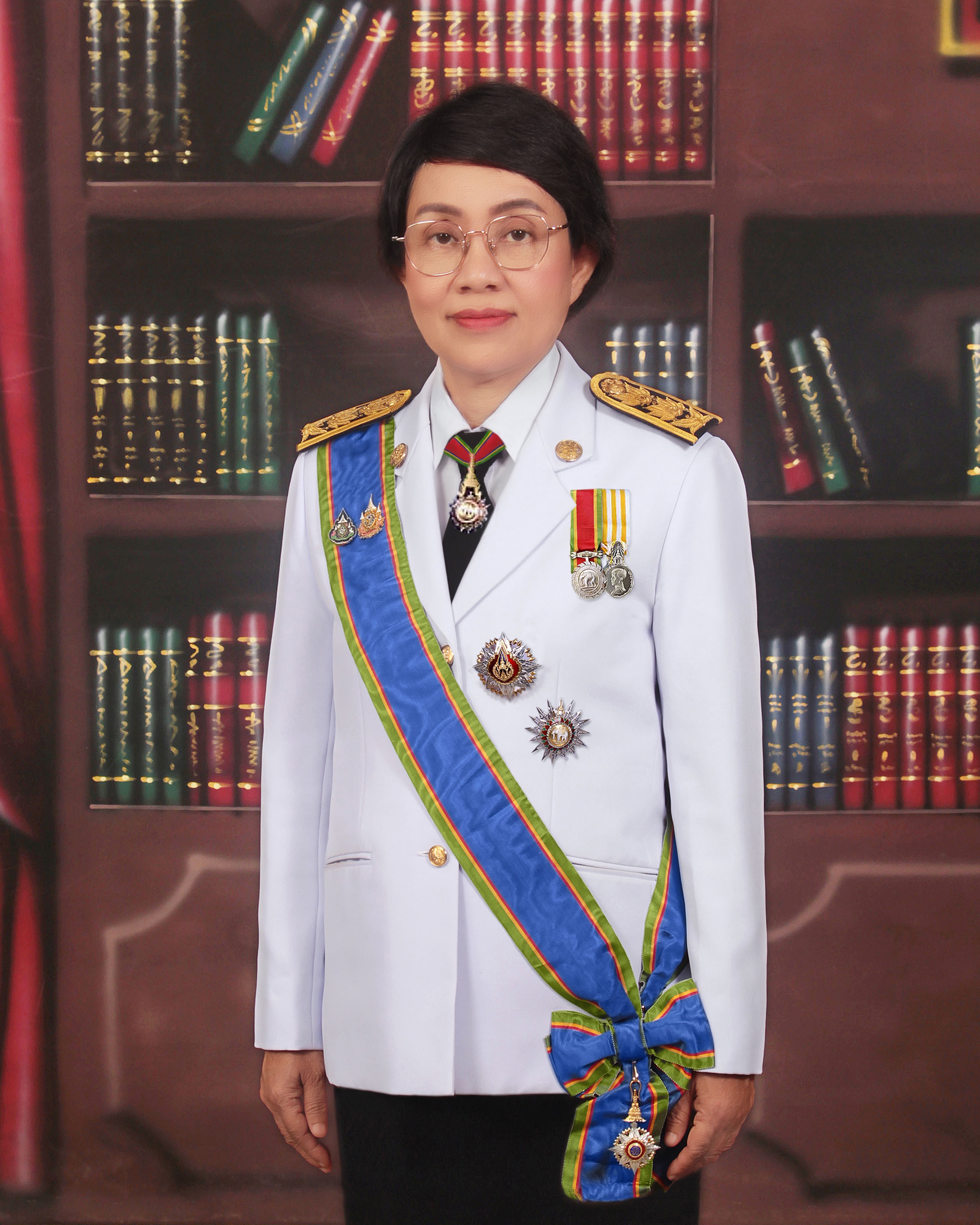 นางวริญญา วัฒนดำรงเดช